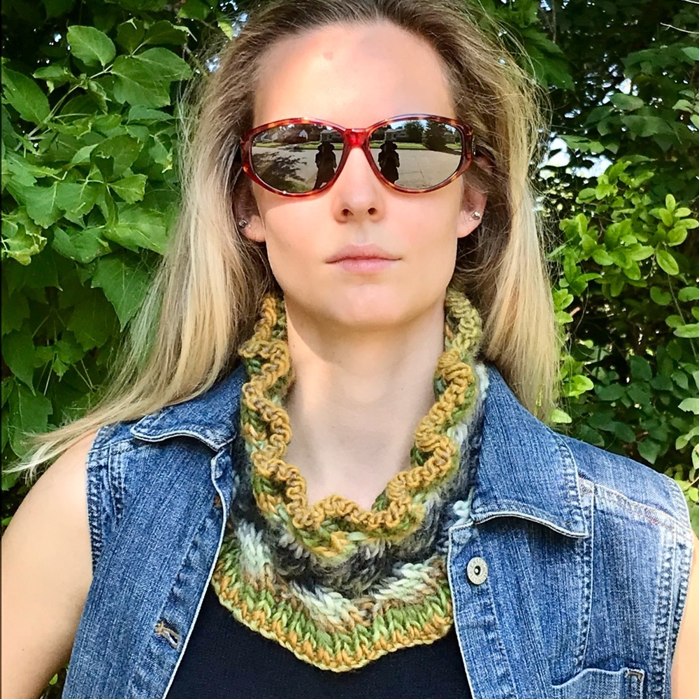 Handmade Neck Warmer (K19-2H) New Without Tags - Picture 3 of 10